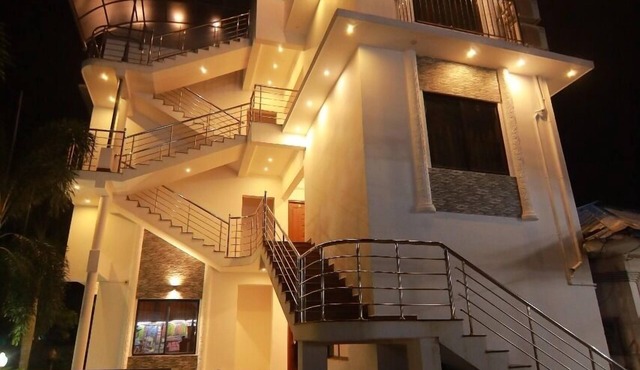 Diamond Residency