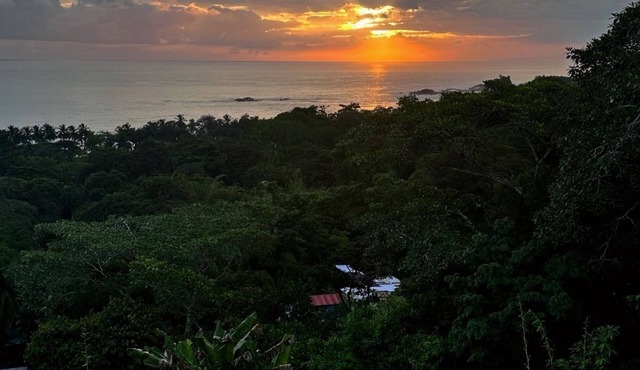 Diamonds in the Mountain-Sunset Suite with spectacular views