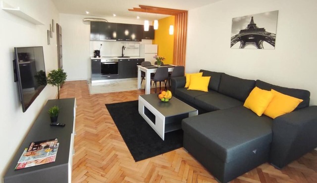 Diana Residence