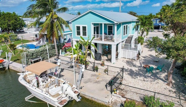 Dickey's Dockside Retreat