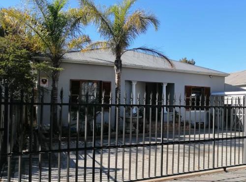 Die Tuis Huis Selfcatering NO LOADSHEDDING