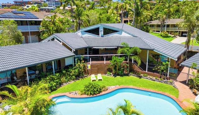 Diggers Beach Surf House, Pool, Pet Friendly, popular location
