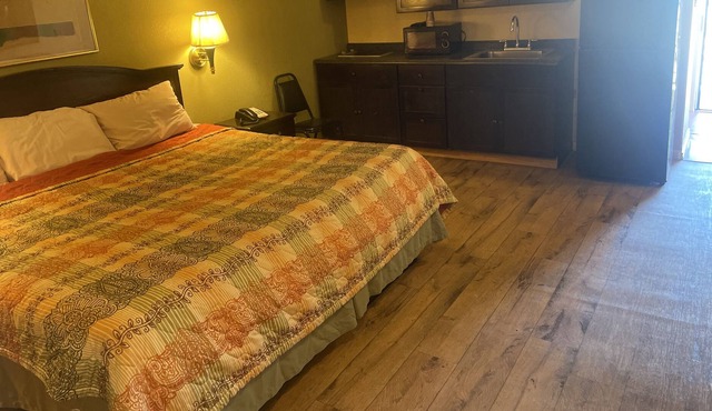 Dilley Executive Inn