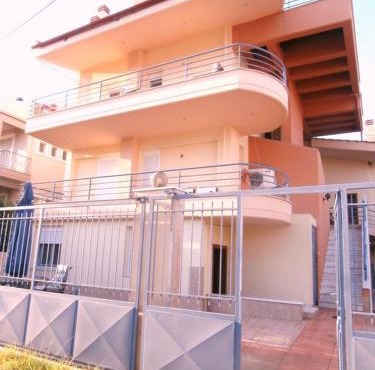 Dimitrios Apartments