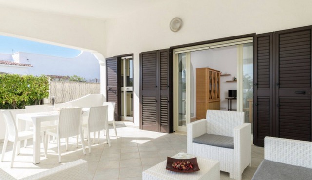 Dimora Azzurra | 3 Bedrooms | Charming Villa with Panoramic Views | Shaded Terrace and Private Pool | Ostuni