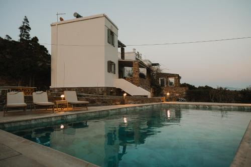 Dinora Stone Villa, Pool & Sea Views in Tinos