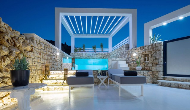 Dion Villa - Pool & Jacuzzi - Sleeps 4 - Zakynthos