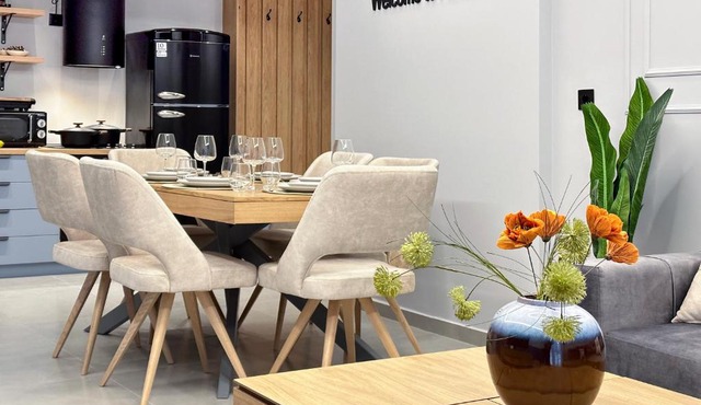 Dione Family Apartment for 6 near Acropolis & Philopappou