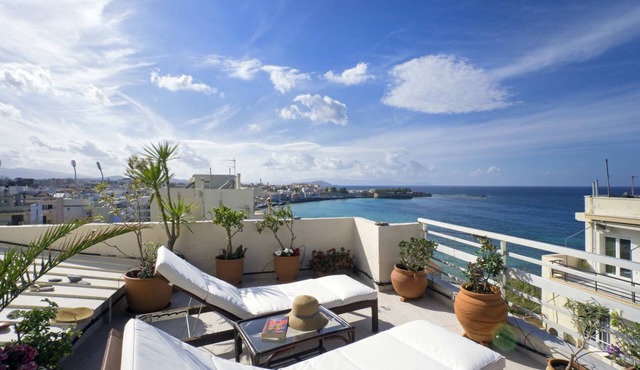 Diotima penthouse