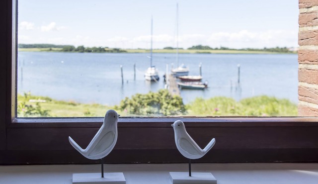 Direct location on the Schlei: Apartment upstairs with a fantastic view