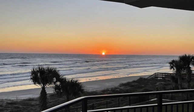 Direct Ocean Front Condo steps away from the Beach!