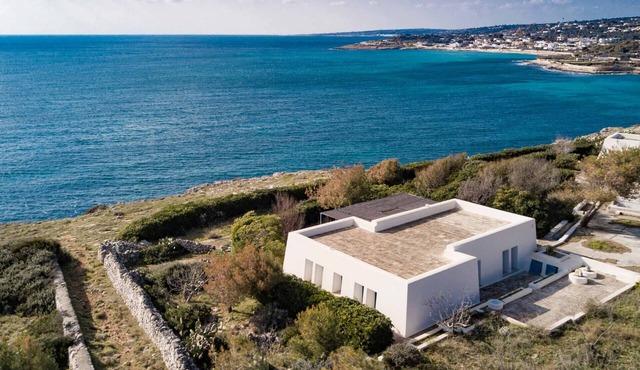 Direct sea access and stunning location