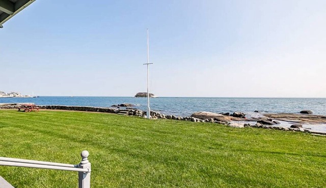 Direct waterfront renovated cottage.