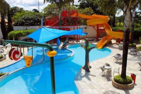 diRoma Resort piscina 24 h com Bar Molhado