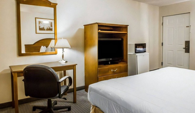 Discover Perfect Escape! Free Breakfast & WiFi