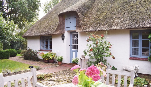 Discover Tranquility in Our Charming Ferienhaus Heimathafen!