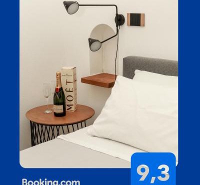 Dislocati BnB - Jacuzzi privata - Cucina - TV60" - Minimal Luxury