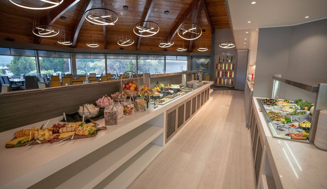 Distinction Luxmore Hotel