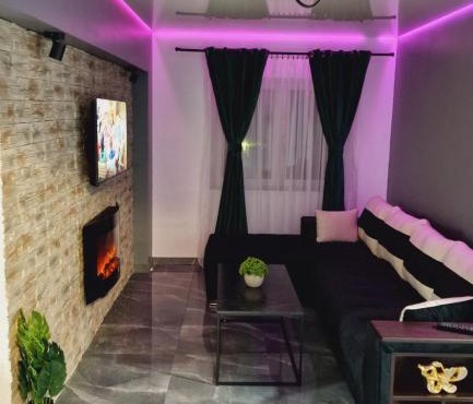 Divine House Straja
