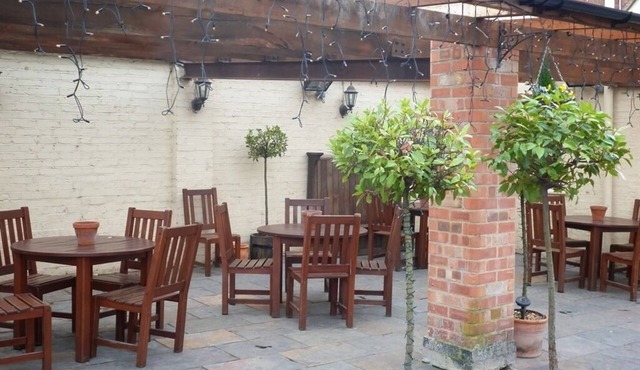 Dixie Arms