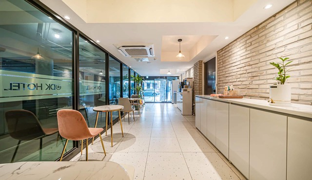 DK Hotel