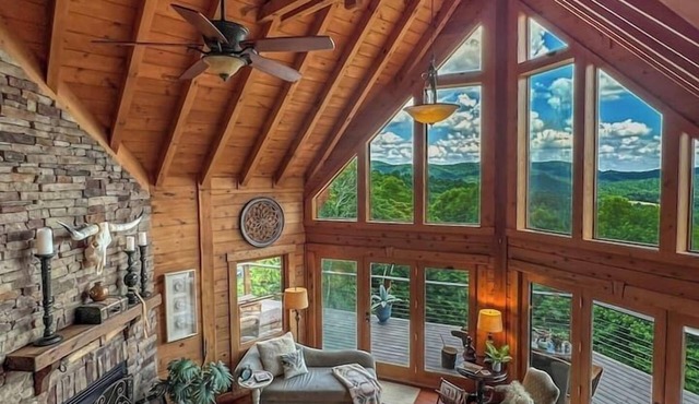 Doe Mountain Lodge