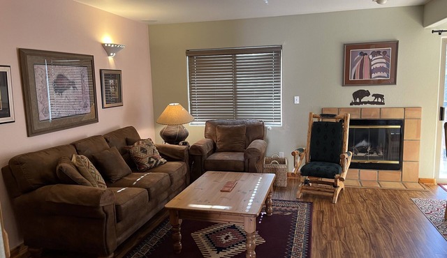 Dog Friendly 2B/2Ba Townhome near Moab Golf Course