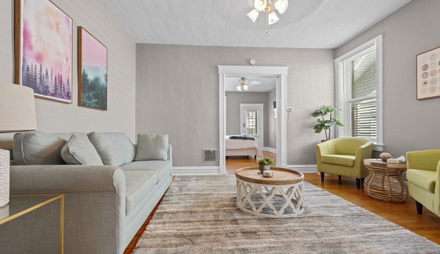 Dog-Friendly Apt with King Bed