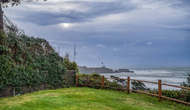 Dog Friendly, Available with 50AMP, 30AMP, Water and Sewer hook up's, WiFi