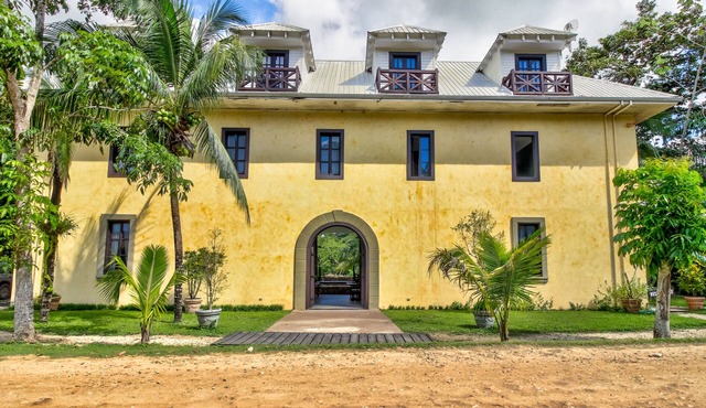 Dog-Friendly Riverfront Suites with Private Pool, Lovely Views, Partial AC & WiFi