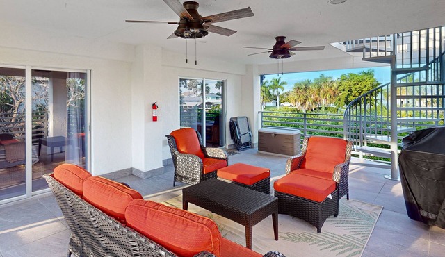 Dog-friendly single-level condo with furnished patio, rooftop, & washer/dryer