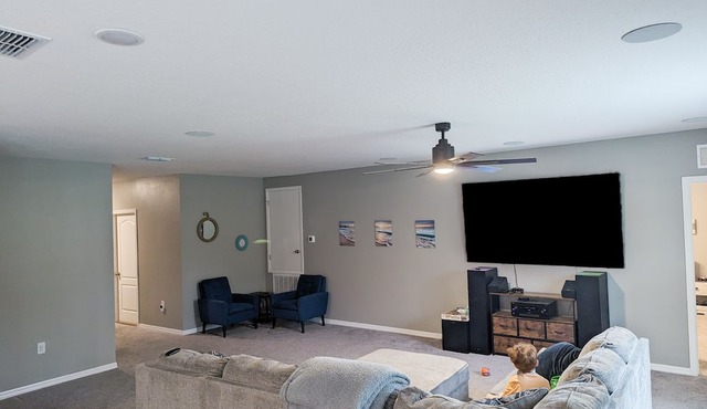 Dog-friendly spacious home with enclosed yard, playset, open interior, W/D, & AC