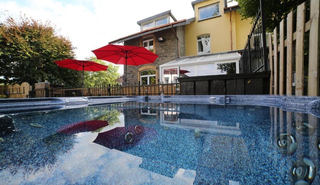Dolce Villa Pool and Wellness
