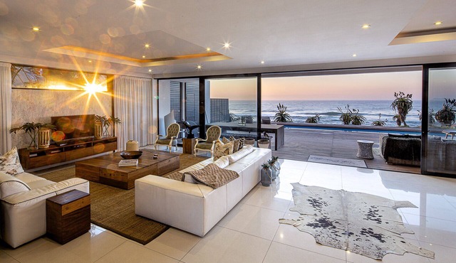 Dolphin Coast YOLO Spaces – Beach House Villa