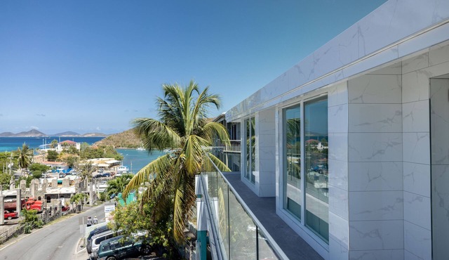 Dolphin Suites