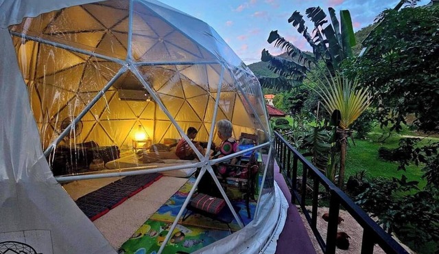 Dome & Treehouses for family 2 adults & 2 kids