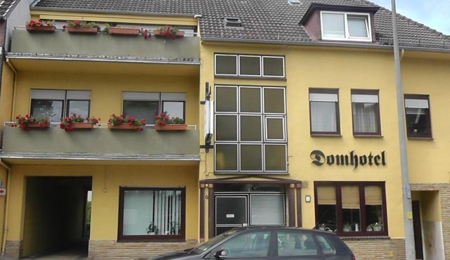 Domhotel Bed & Breakfast