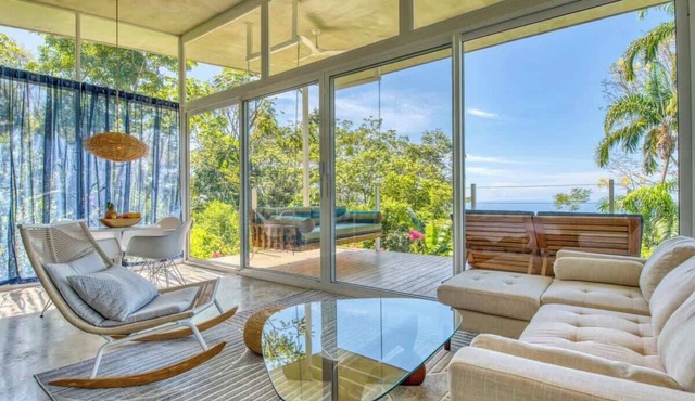 Dominical Casita with Stunning Ocean Views