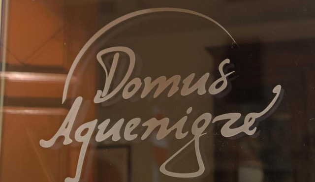 DOMUS AQUENIGRE