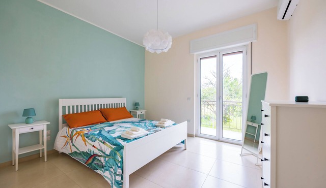 Domus Capodimonte flat by Napoliapartments