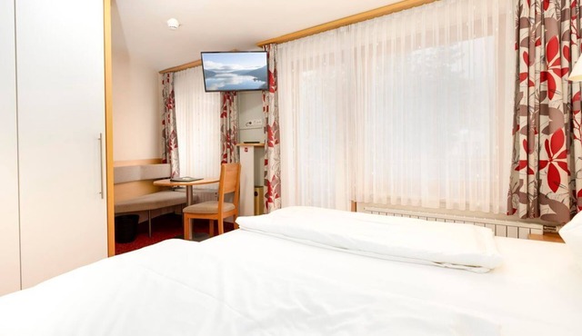 Doppelzimmer Komfort - Finkensteiner Hof, Dion Hotels & Resorts Gmbh