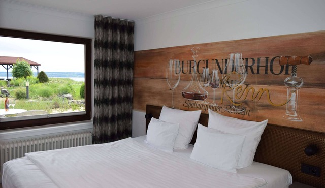 Doppelzimmer mit Seeblick, 21qm, mit Dusche/wc und Eigener Terrasse, Max. 2 Personen