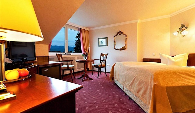 Doppelzimmer im Stamm- oder Haupthaus, teilweise mit Balkon