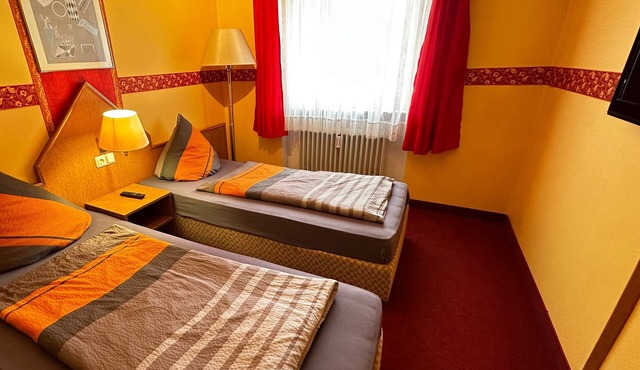 Doppelzimmer für 2 Gäste mit 18m² in Erlangen