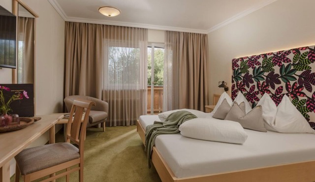 Doppelzimmer mit Dusche, WC - Sport- und Familienhotel Bärenwirt