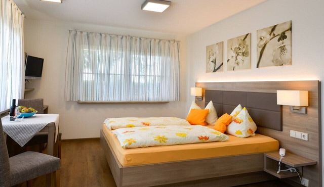 Doppelzimmer mit Dusche/WC und Terrasse