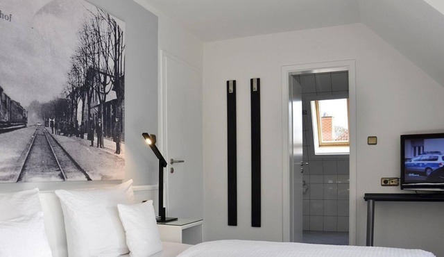Doppelzimmer mit Dusche, WC - Haus Luisenhof, Pension