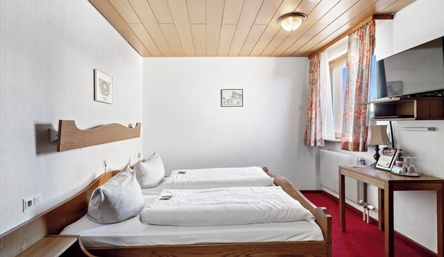 Doppelzimmer Standard mit Frühstück, Dusche und WC