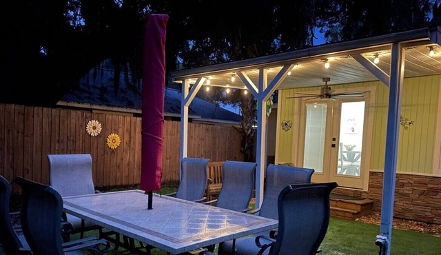 Dora's Nest: Central Stylish Home | King Bed | 3BR