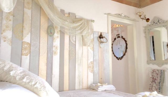 DORMIO shabby chic suite in Spello
